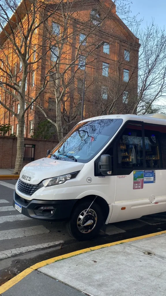Minibús IVECO EURO 23 asientos