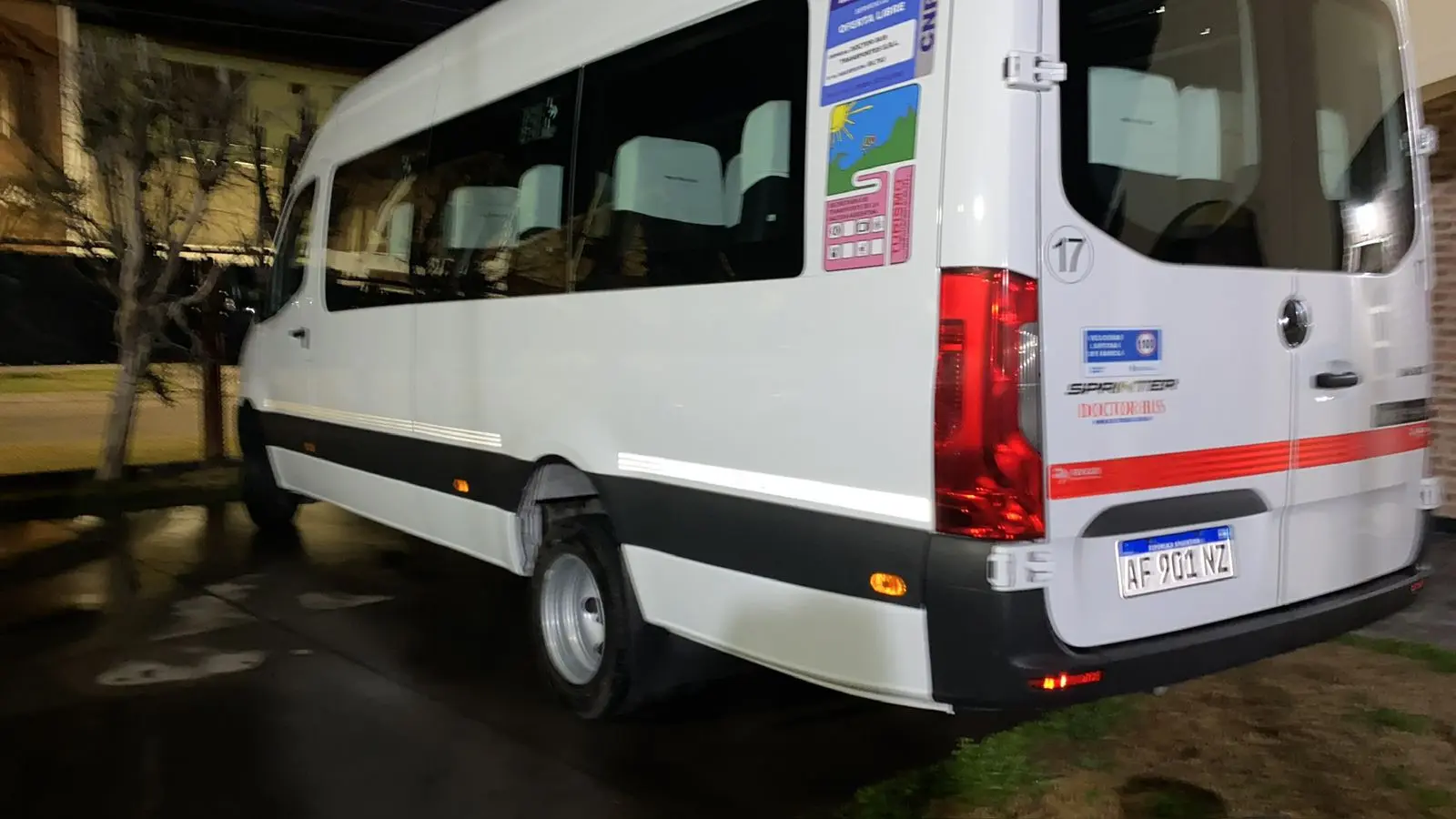 Minibús Mercedes Benz Sprinter 517 CDI