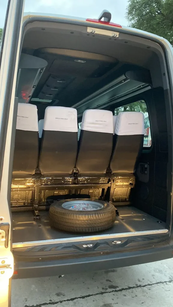 Minibús Mercedes Benz Sprinter 517 CDI